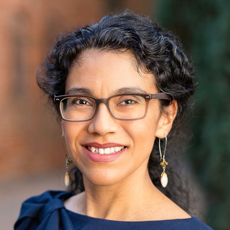 Isela  Barrios Photo